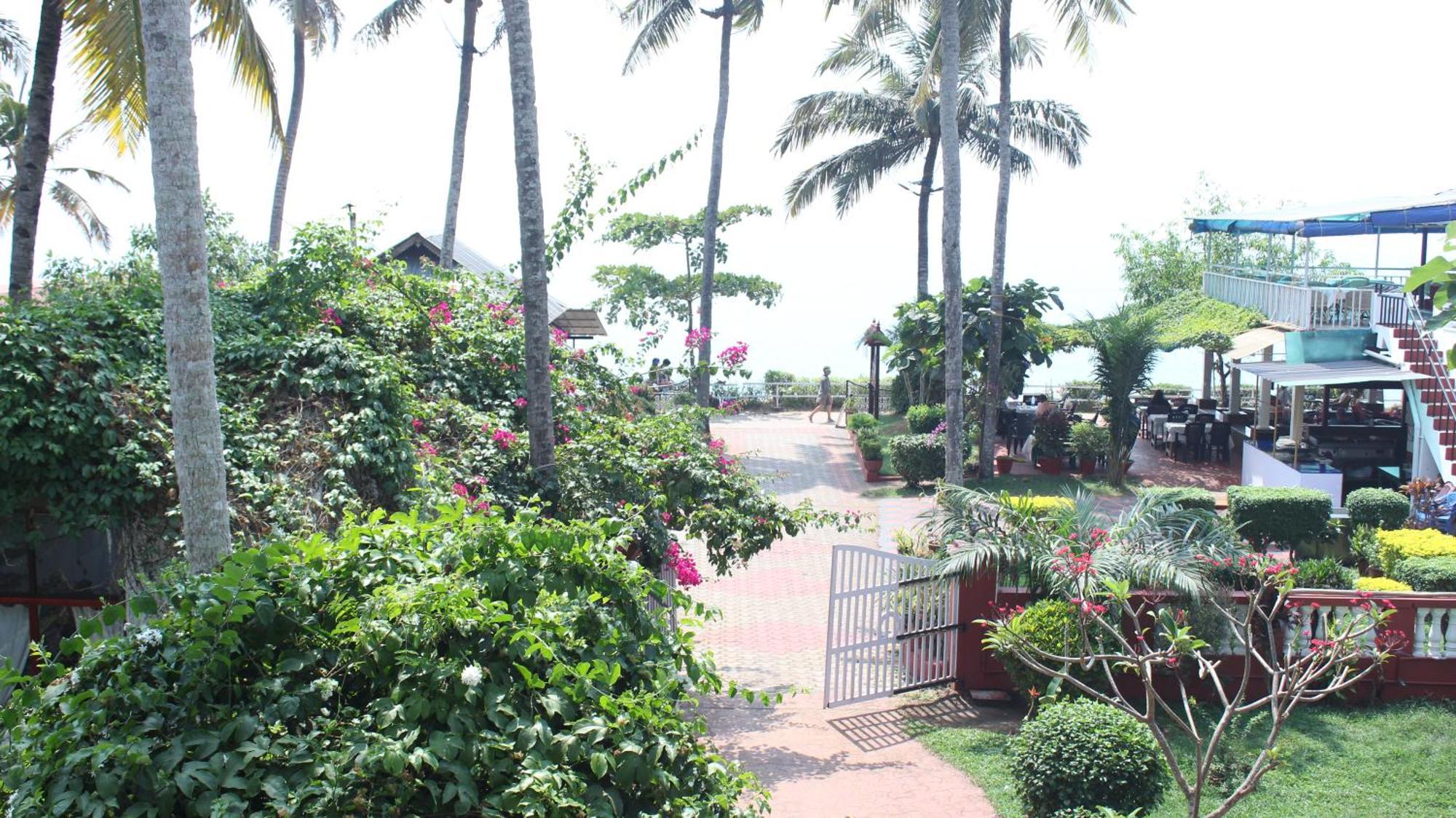 Hill View Beach Resort Varkala Ngoại thất bức ảnh