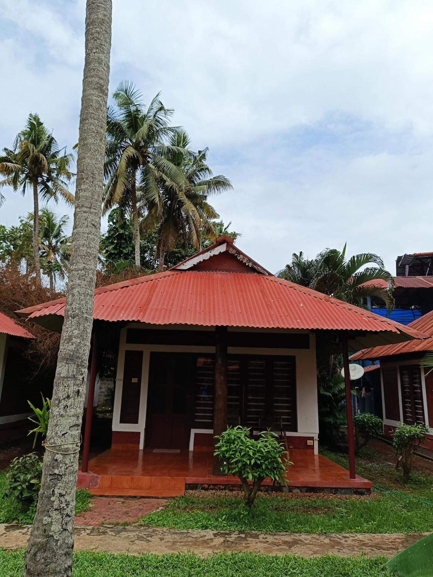 Hill View Beach Resort Varkala Ngoại thất bức ảnh