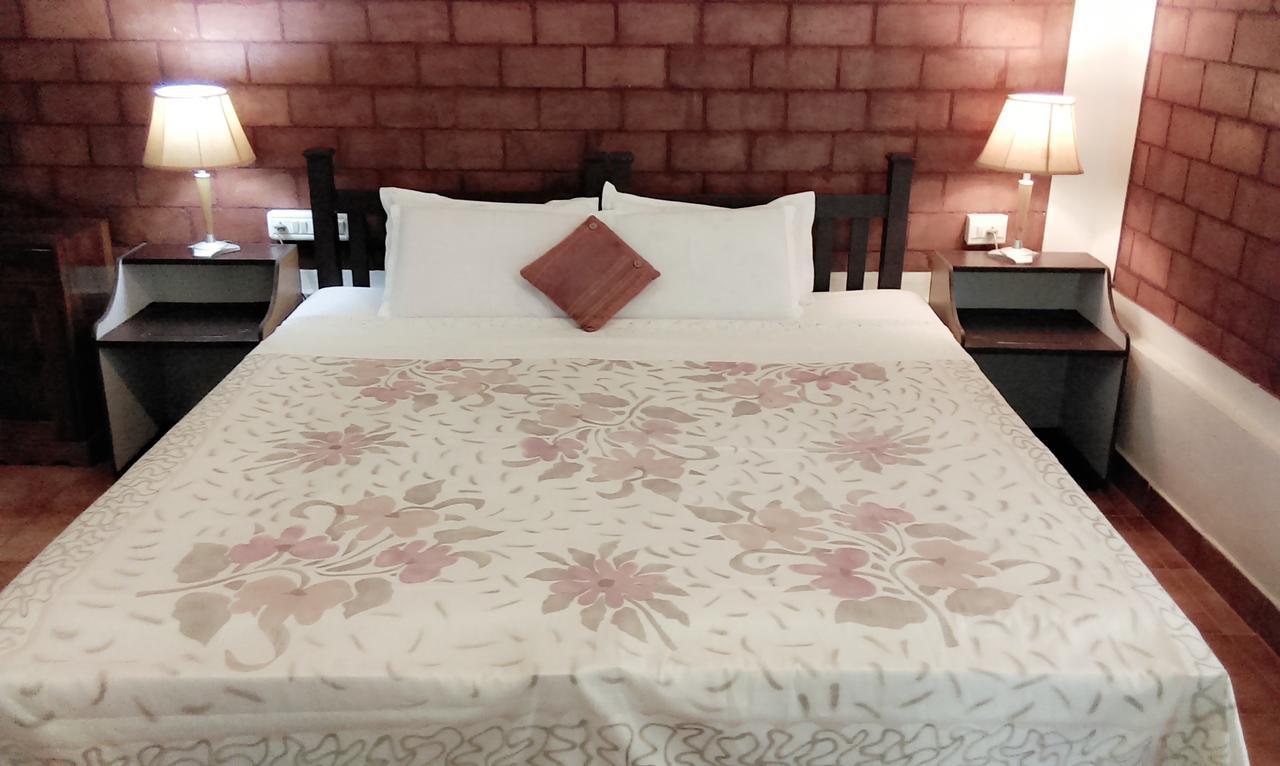 Hill View Beach Resort Varkala Ngoại thất bức ảnh